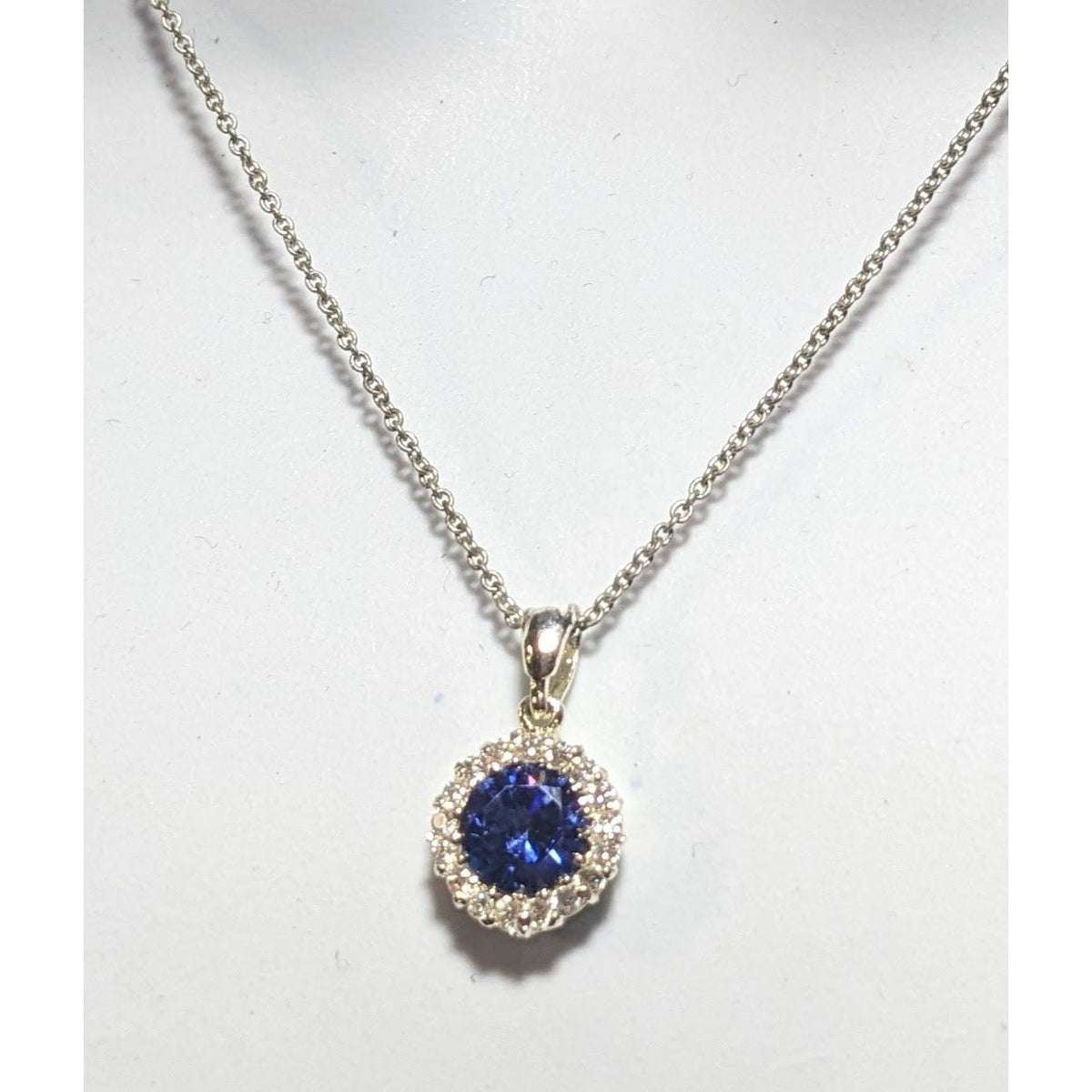 Romantic Glam Halo Blue Crystal Rhinestone Pendant Necklace Silver Tone