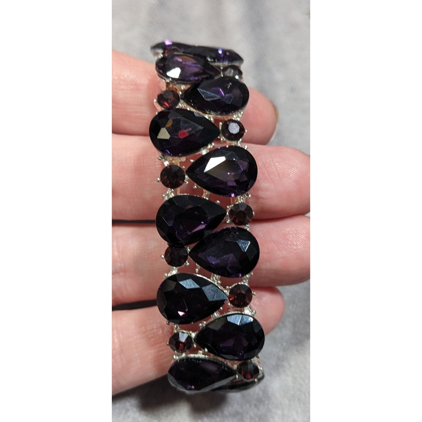Elegant Glam Goth Teardrop Stretch Statement Bracelet With Red And Purple Gems