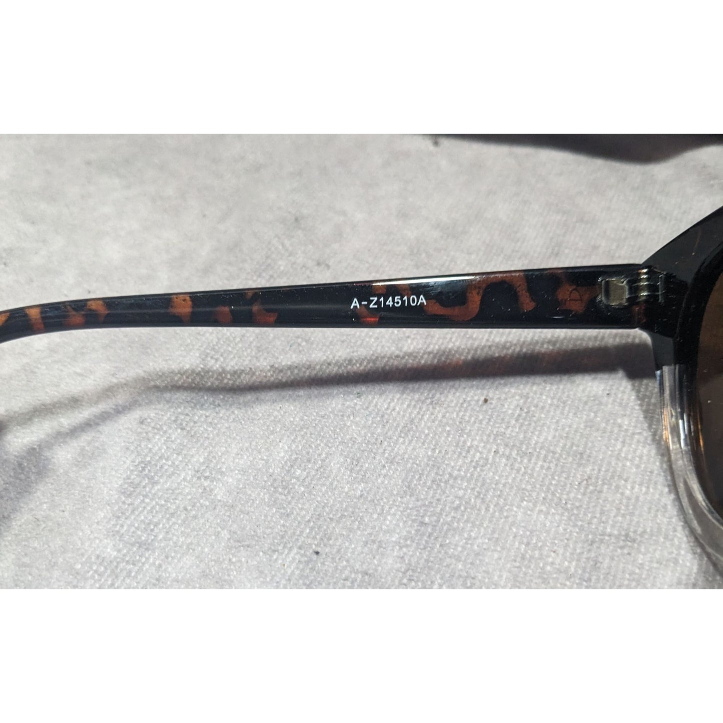 Arrecife Beachwear Tortoise And Clear Two Tone Retro Sunglasses