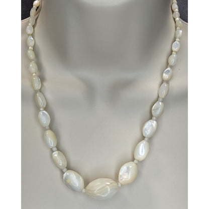 Boho Vintage Mother of Pearl Graduated Beaded Necklace White Iridescent Shell Jewelry