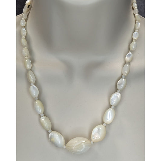Boho Vintage Mother of Pearl Graduated Beaded Necklace White Iridescent Shell Jewelry