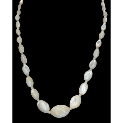 Boho Vintage Mother of Pearl Graduated Beaded Necklace White Iridescent Shell Jewelry
