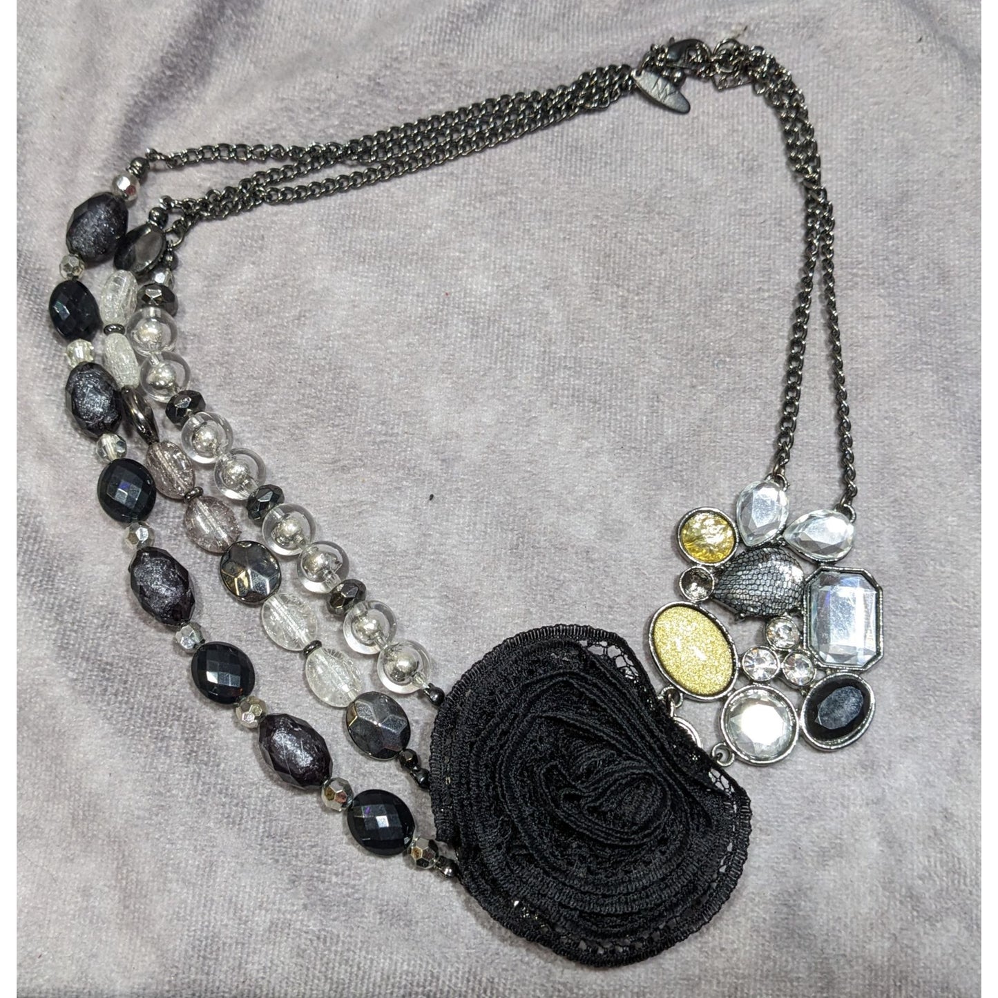 NY Floral Glam Beaded Statement Necklace With Lace Flower