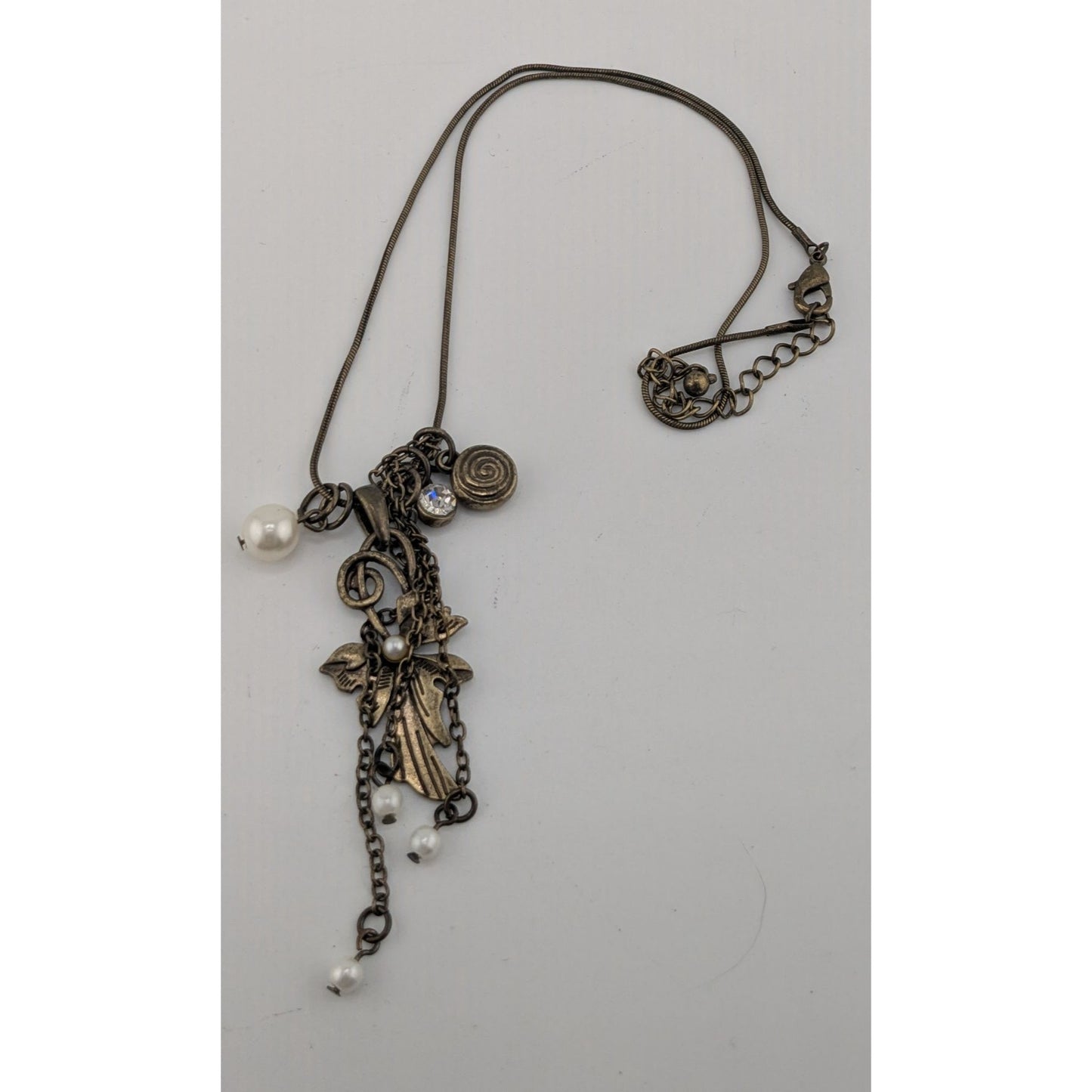 Vintage-Inspired Coquette Bronze Pendant Necklace With Faux Pearl & Crystal Accents