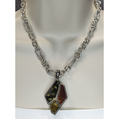 Vintage Confetti Lucite Pendant Necklace With Chunky Silver Tone Chain