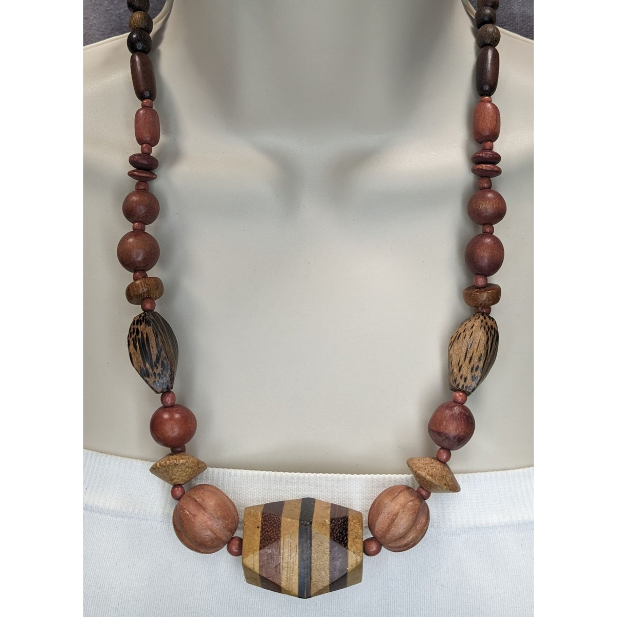 Vintage Boho Wood Brown Geometric Beaded Necklace 21 Inch
