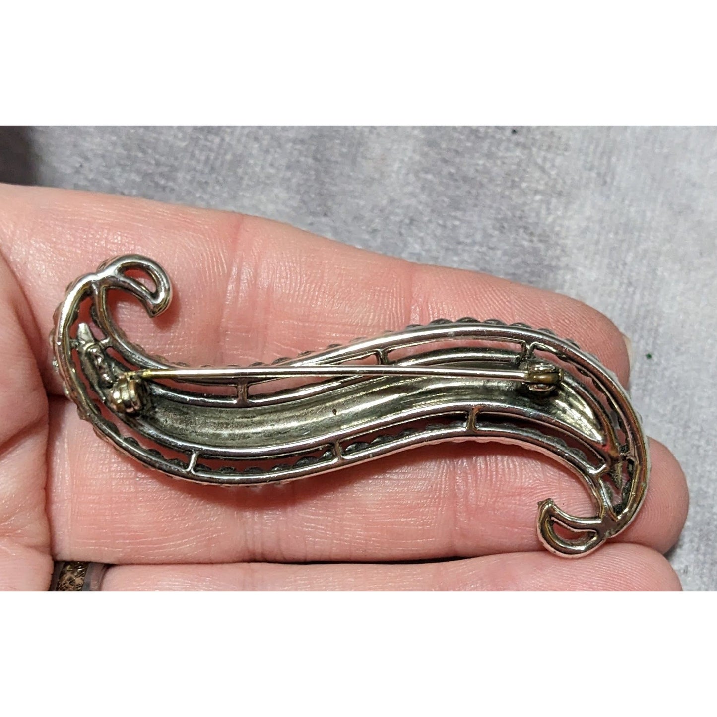 Vintage Silver Tone Art Nouveau Whimsical Swirl Brooch