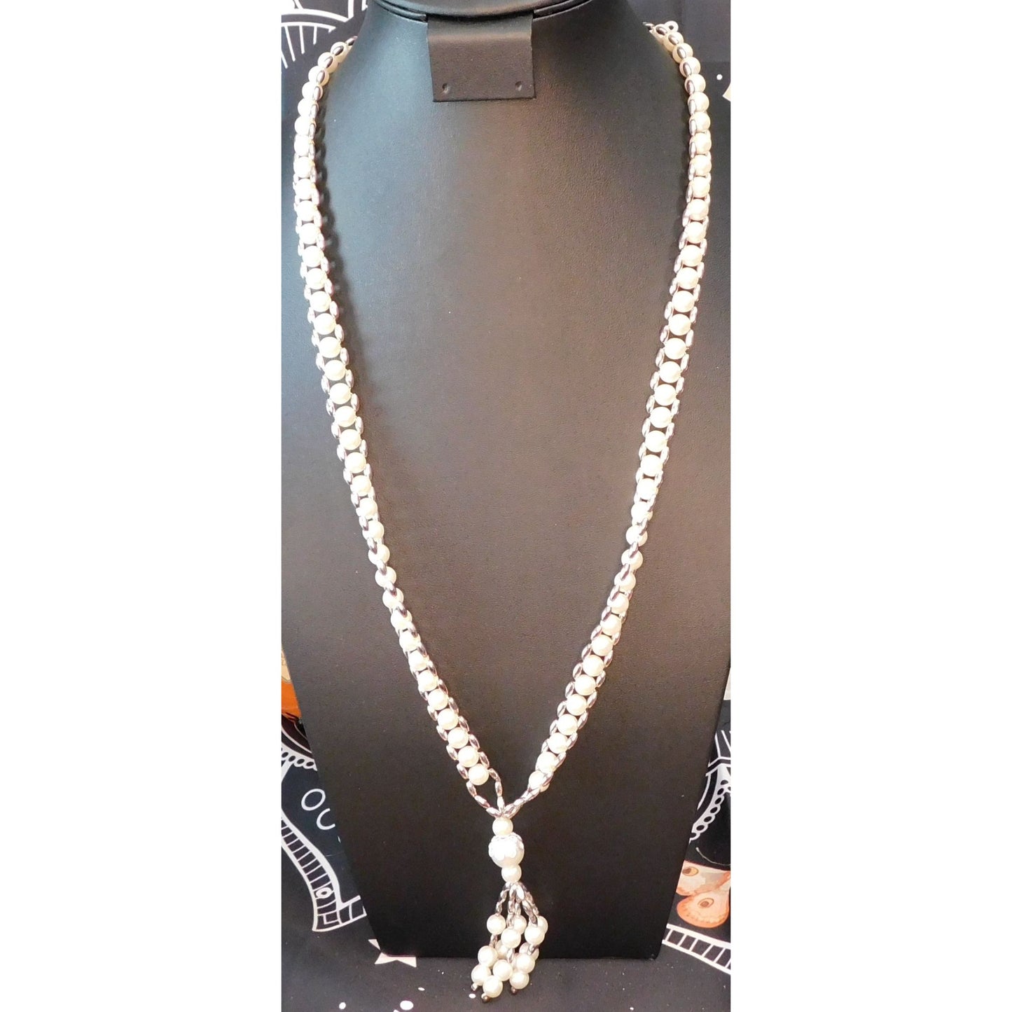 Beaded Faux Pearl Rope And Tassel Necklace