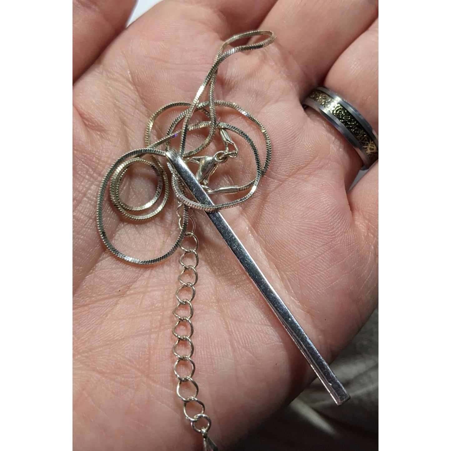 Elegant Modern Bright Silver Tone Pillar Pendant Necklace
