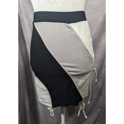 Akira Black White And Grey Diagonal Colour Block Ribbed Skirt Size Small
