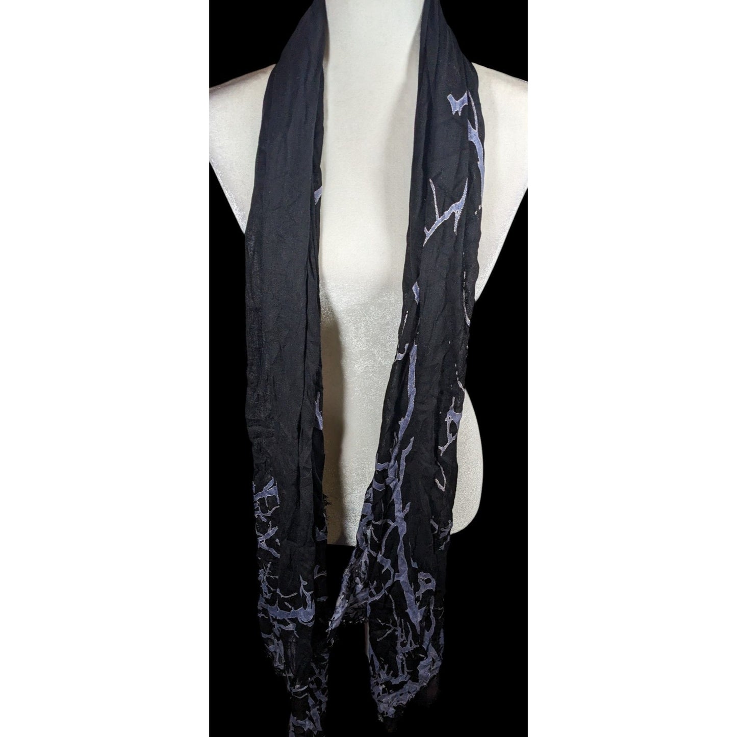 Witchy Gothic Spooky Tree Branch Black And Light Purple Lightweight Scarf