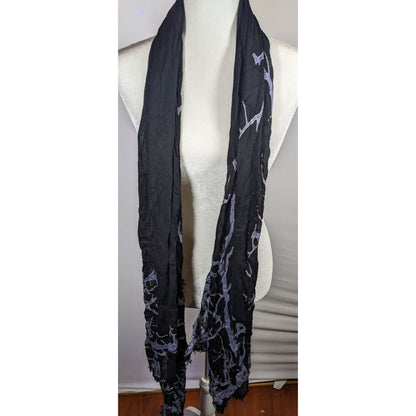 Witchy Gothic Spooky Tree Branch Black And Light Purple Lightweight Scarf