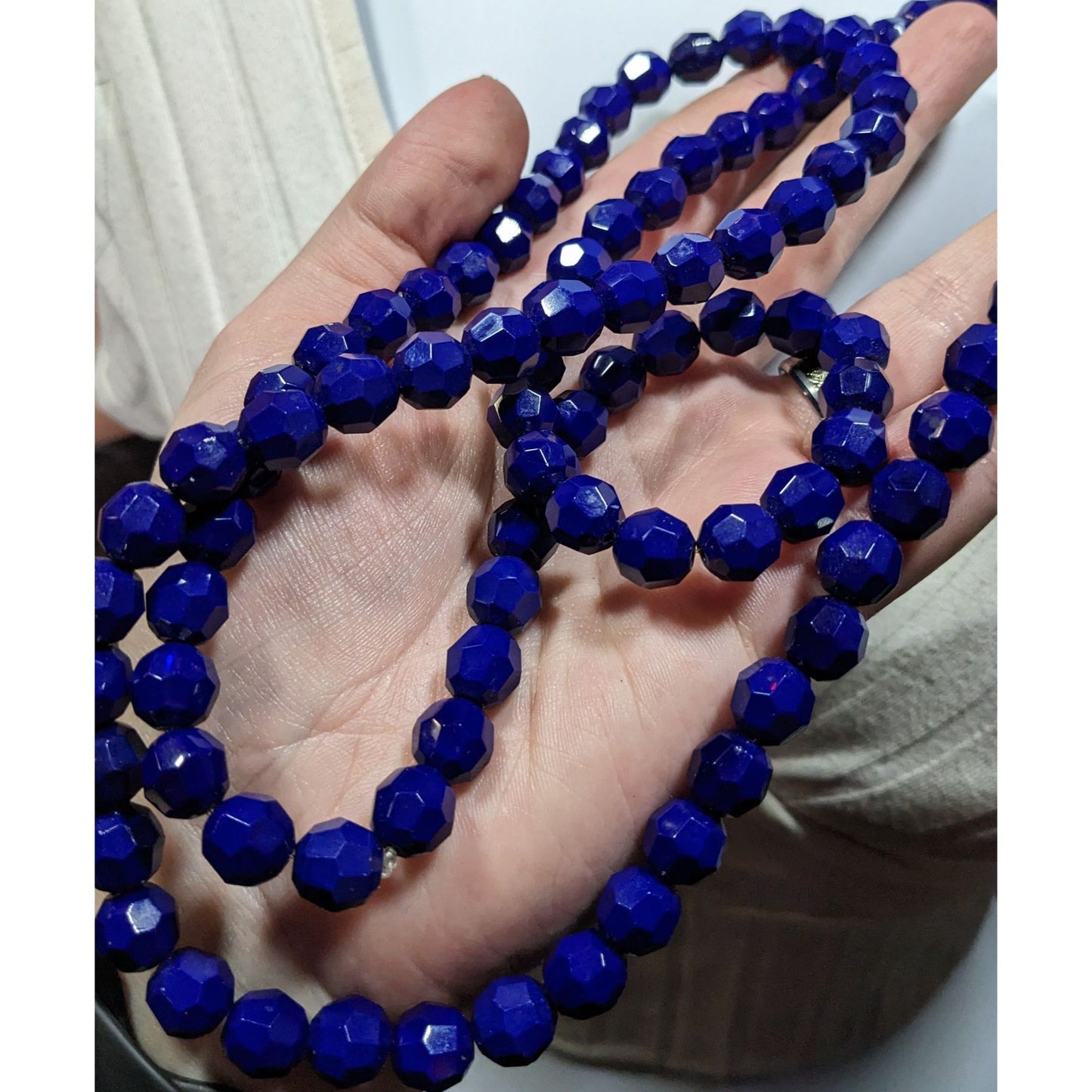 Dark Elegant Blue Faceted Glass Beaded Necklace