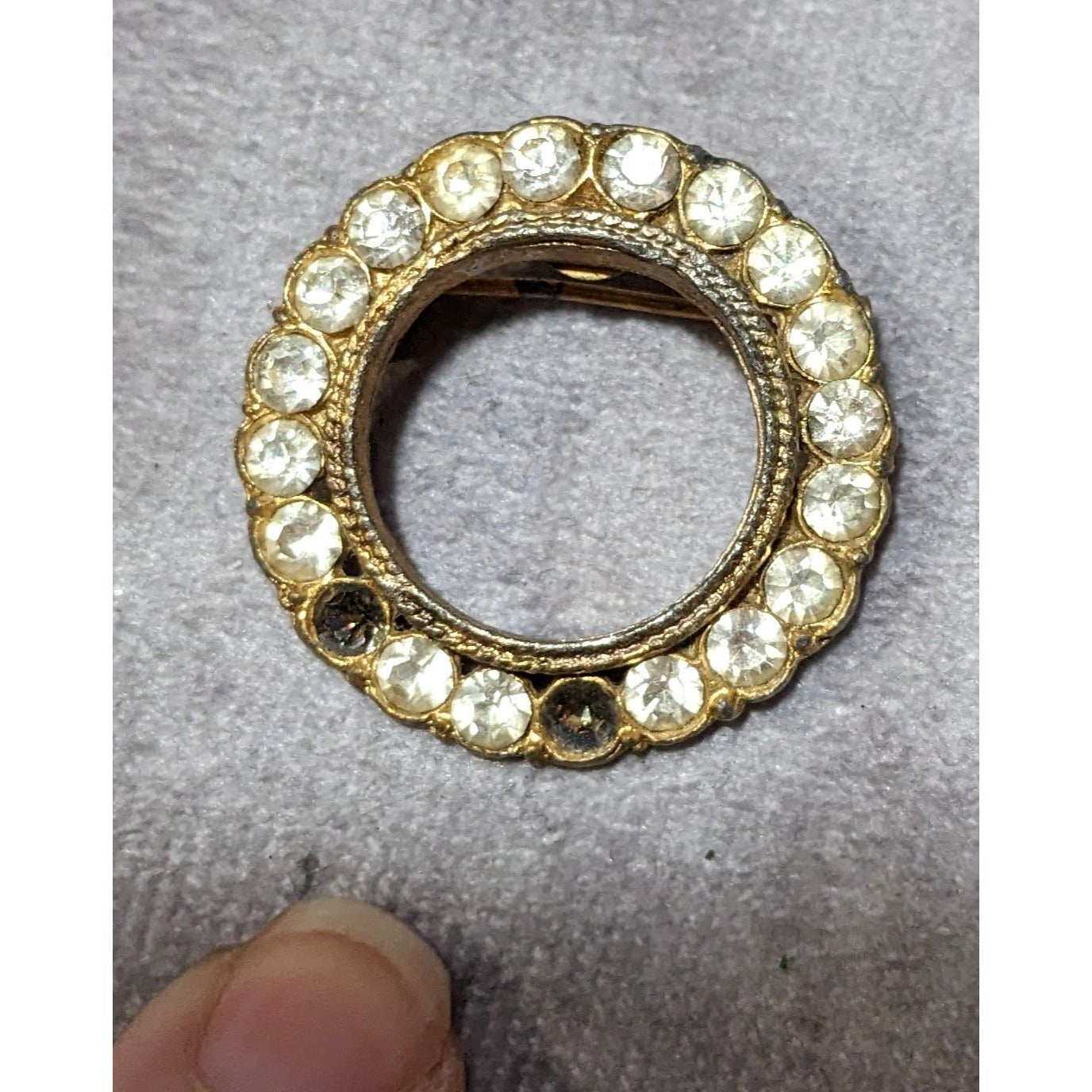 Vintage AJC Gold Tone Open Circle Rhinestone Brooch