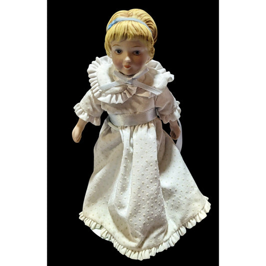 Vintage 1983 Avon Porcelain Victorian Collection Doll With Stand