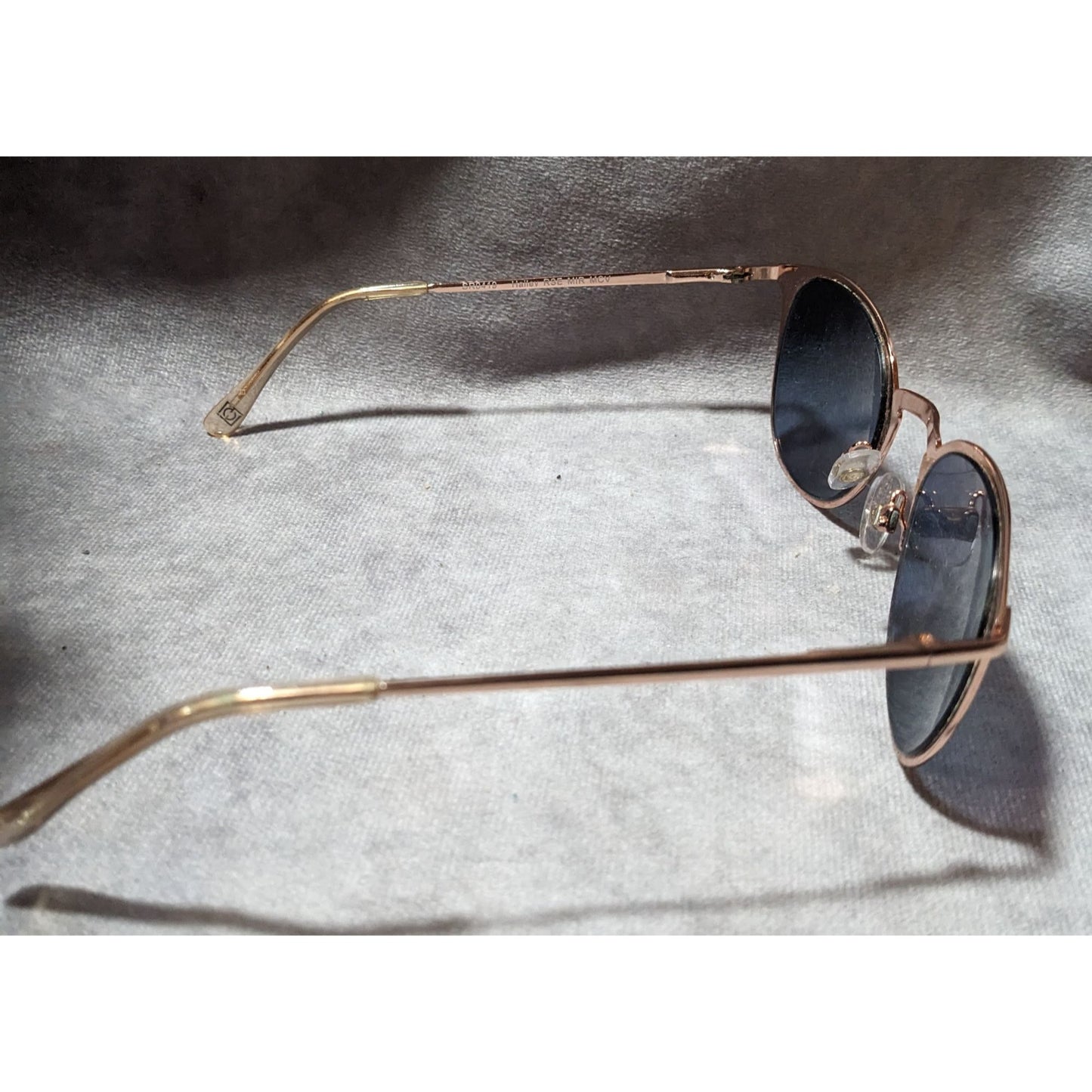 Foster Grant Hailey Rose Gold Mirrored Sunglasses