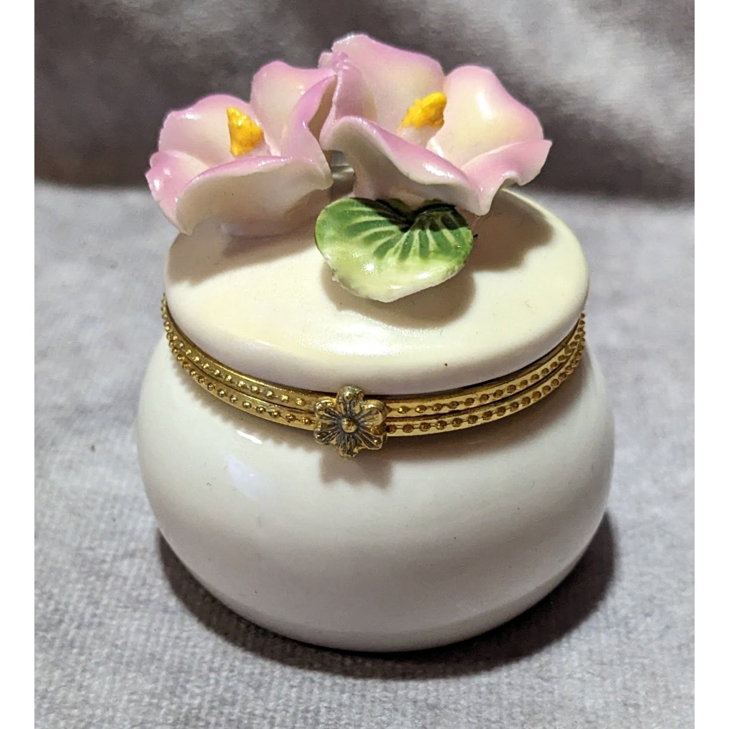 Vintage Ceramic Floral Vanity Trinket Box