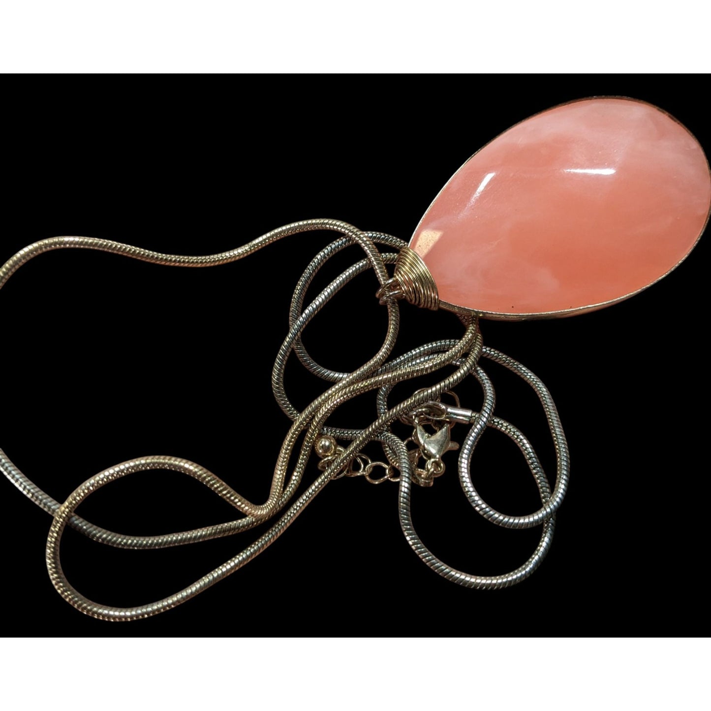 Retro Teardrop Simulated Pink Agate Faceted Teardrop Necklace On Gold Tone Chain