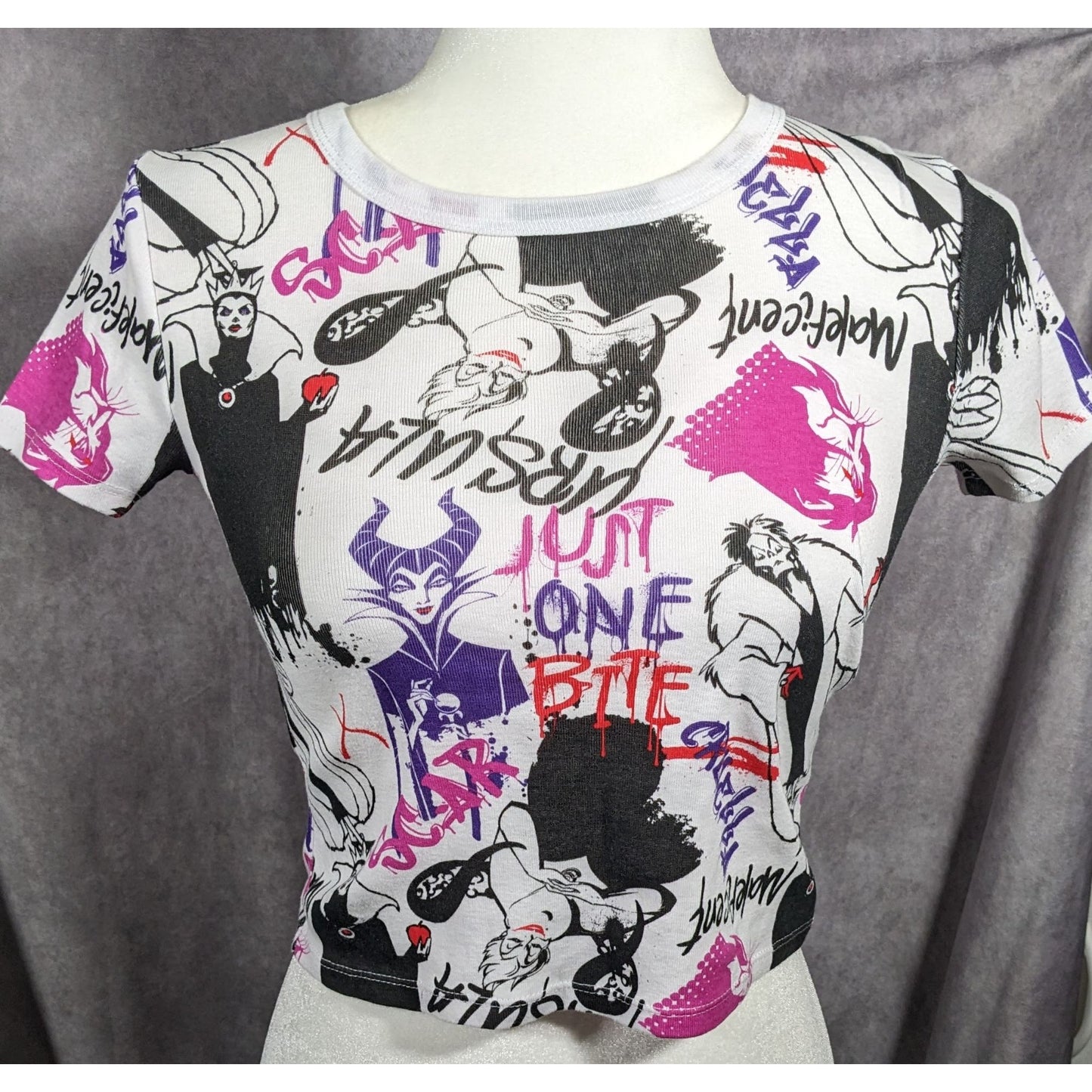 Disney Villains Allover Icon Print Cropped Tee Size XS