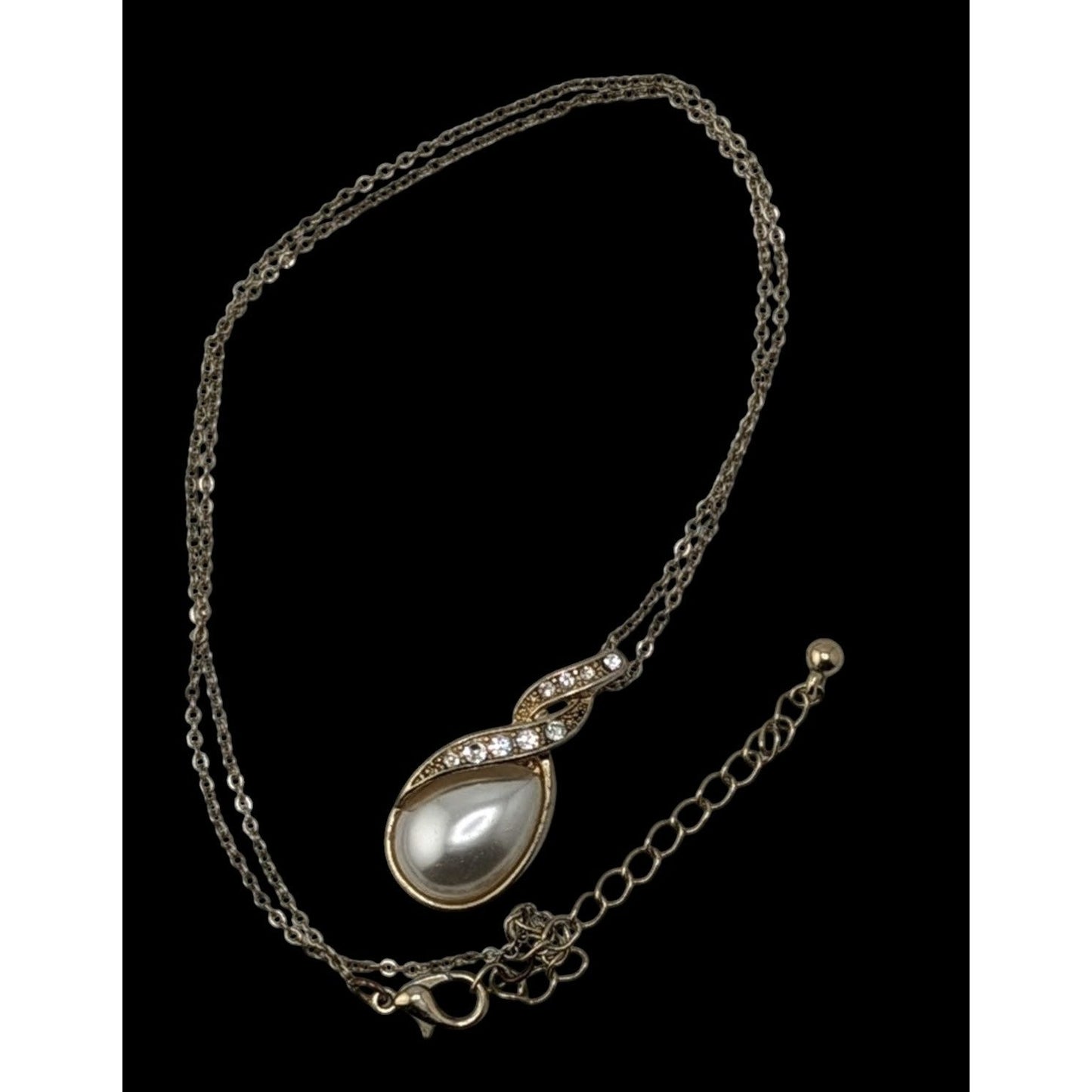 Elegant Faux Pearl Necklace With Gold-Tone Metal & Crystal Accents