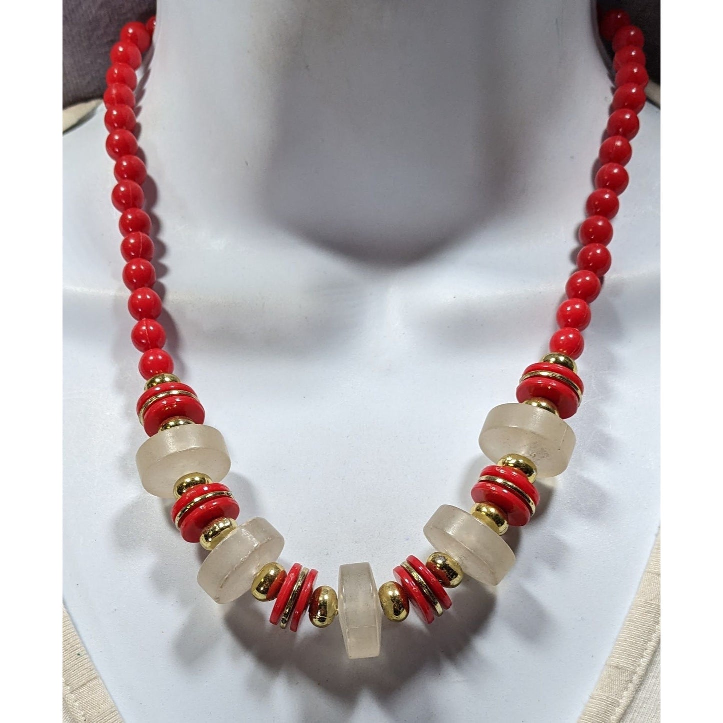 Vintage Retro Red Beaded Necklace W/ Frosted Clear & Gold Tone Accents