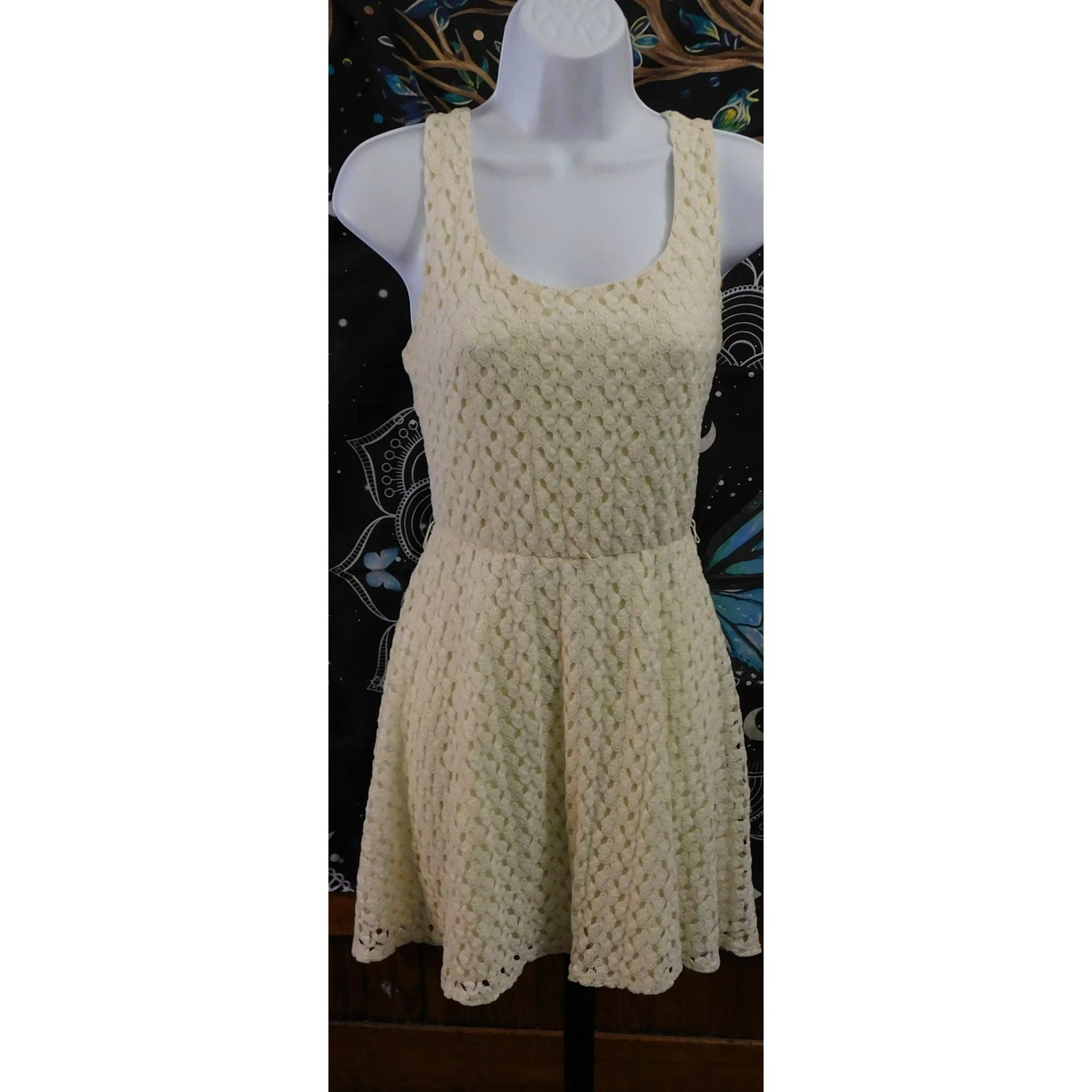 Lily Rose Crochet Cream Skater Dress Size Medium