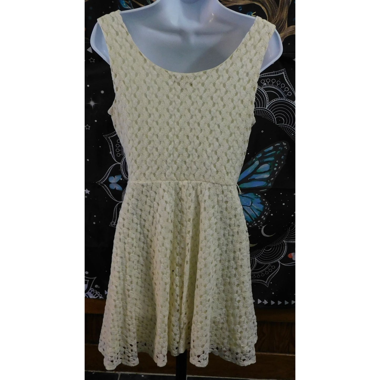 Lily Rose Crochet Cream Skater Dress Size Medium