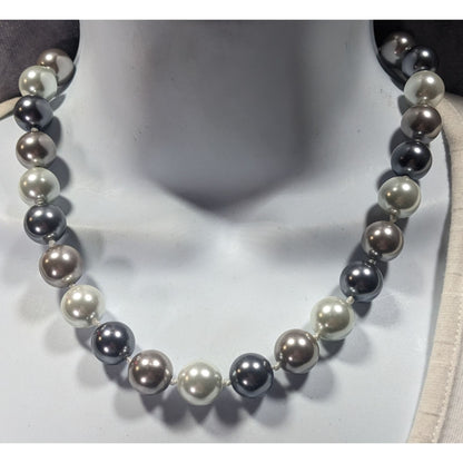 Elegant Glam Faux Pearl Silver Tone Necklace With Rhinestone Clasp