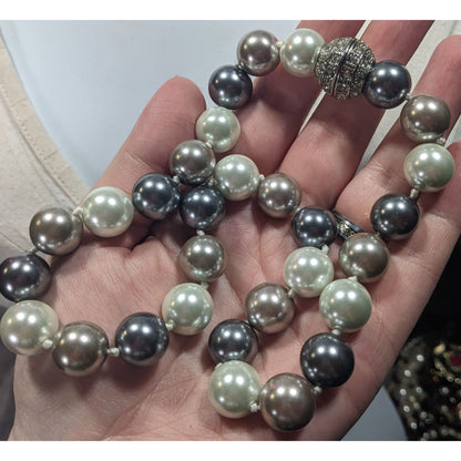Elegant Glam Faux Pearl Silver Tone Necklace With Rhinestone Clasp