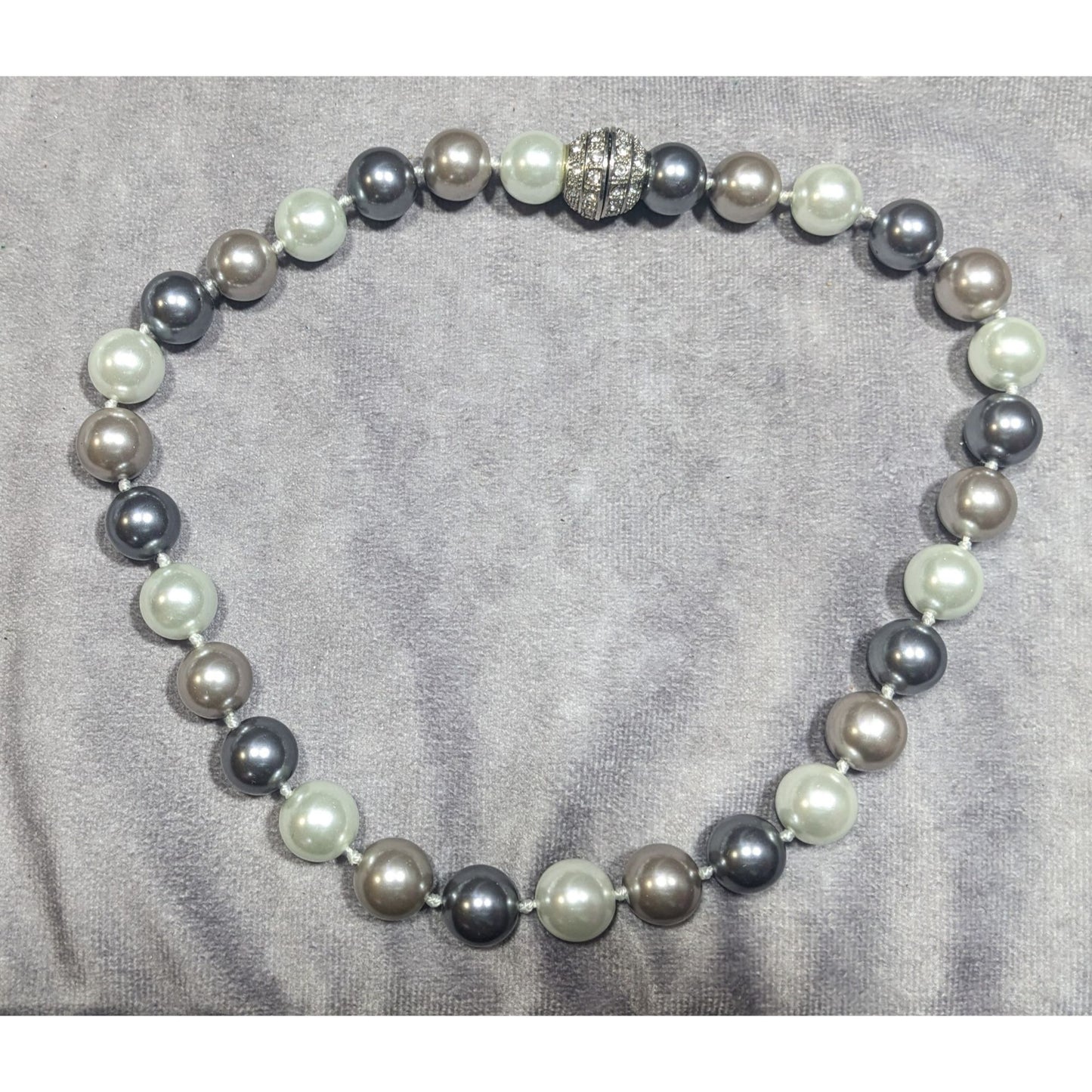 Elegant Glam Faux Pearl Silver Tone Necklace With Rhinestone Clasp