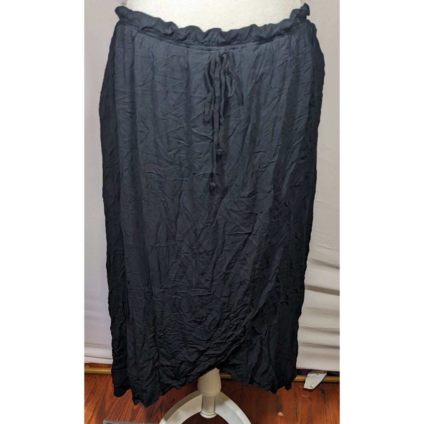 143 Story Gothic Knee Length Wrap  Skirt