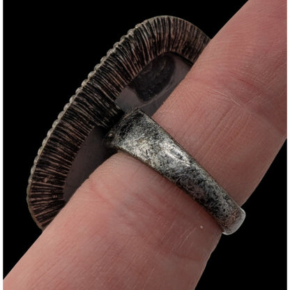 Vintage Tiger Stripe Statement Ring With Antiqued Silver-Tone Band Size 7