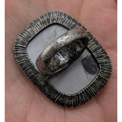 Vintage Tiger Stripe Statement Ring With Antiqued Silver-Tone Band Size 7