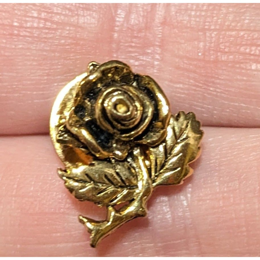 Jim Clift Design Gold Tone Rose Lapel Pin