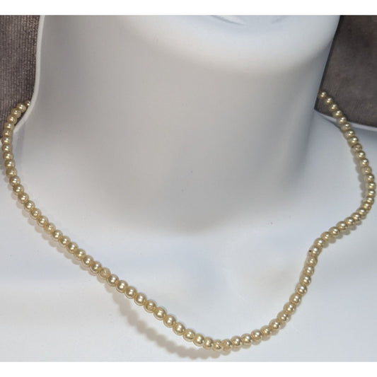 Coquette Vintage Faux Pearl Beaded Strand Necklace Classic Bridal Elegant