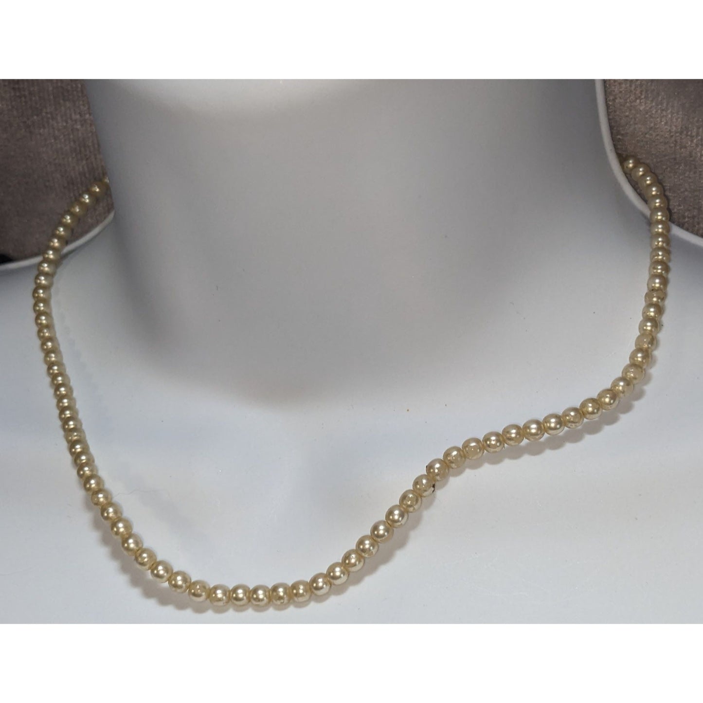 Coquette Vintage Faux Pearl Beaded Strand Necklace Classic Bridal Elegant