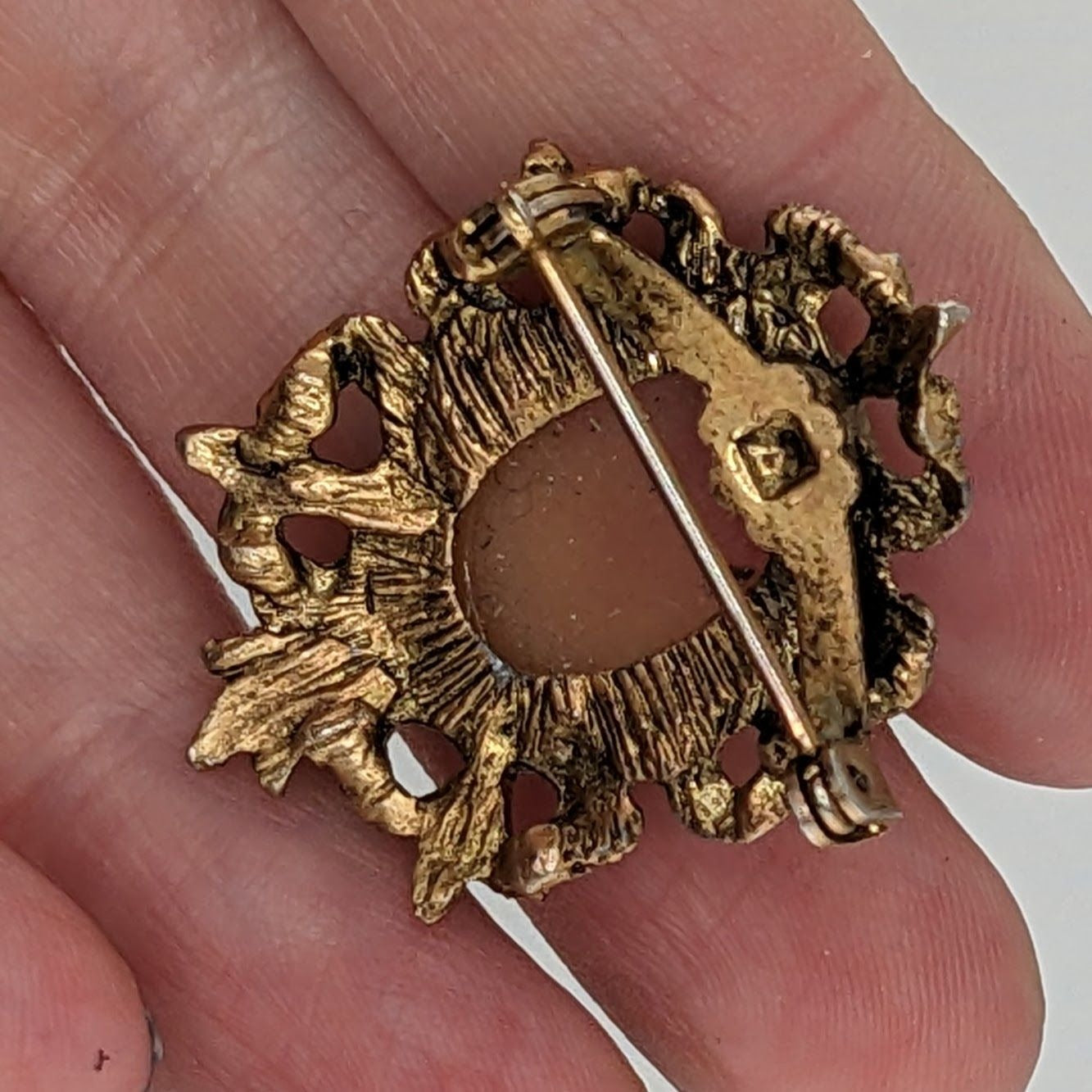 Vintage Floral Cameo Brooch Pendant 1 1/2 Inch Oval Frame