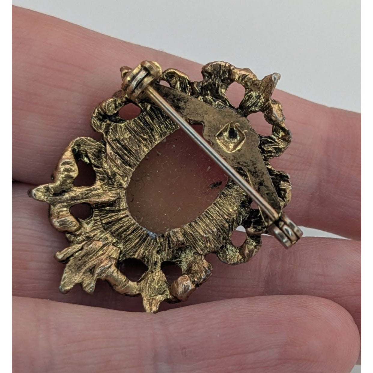 Vintage Floral Cameo Brooch Pendant 1 1/2 Inch Oval Frame