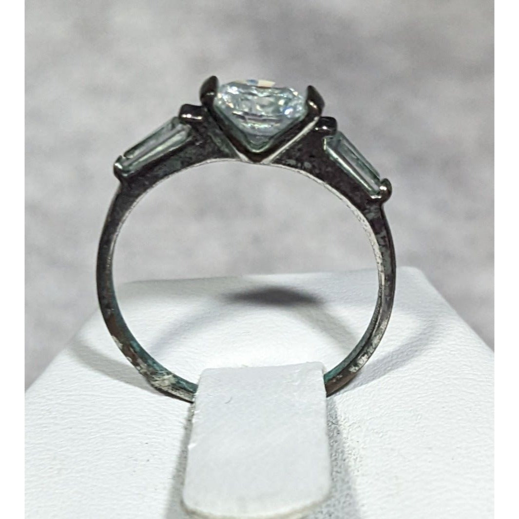 Elegant Clear Gemmed Silver Tone Engagement Ring Size 7
