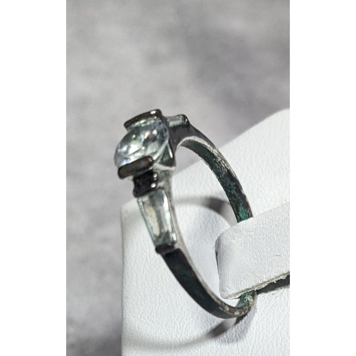 Elegant Clear Gemmed Silver Tone Engagement Ring Size 7