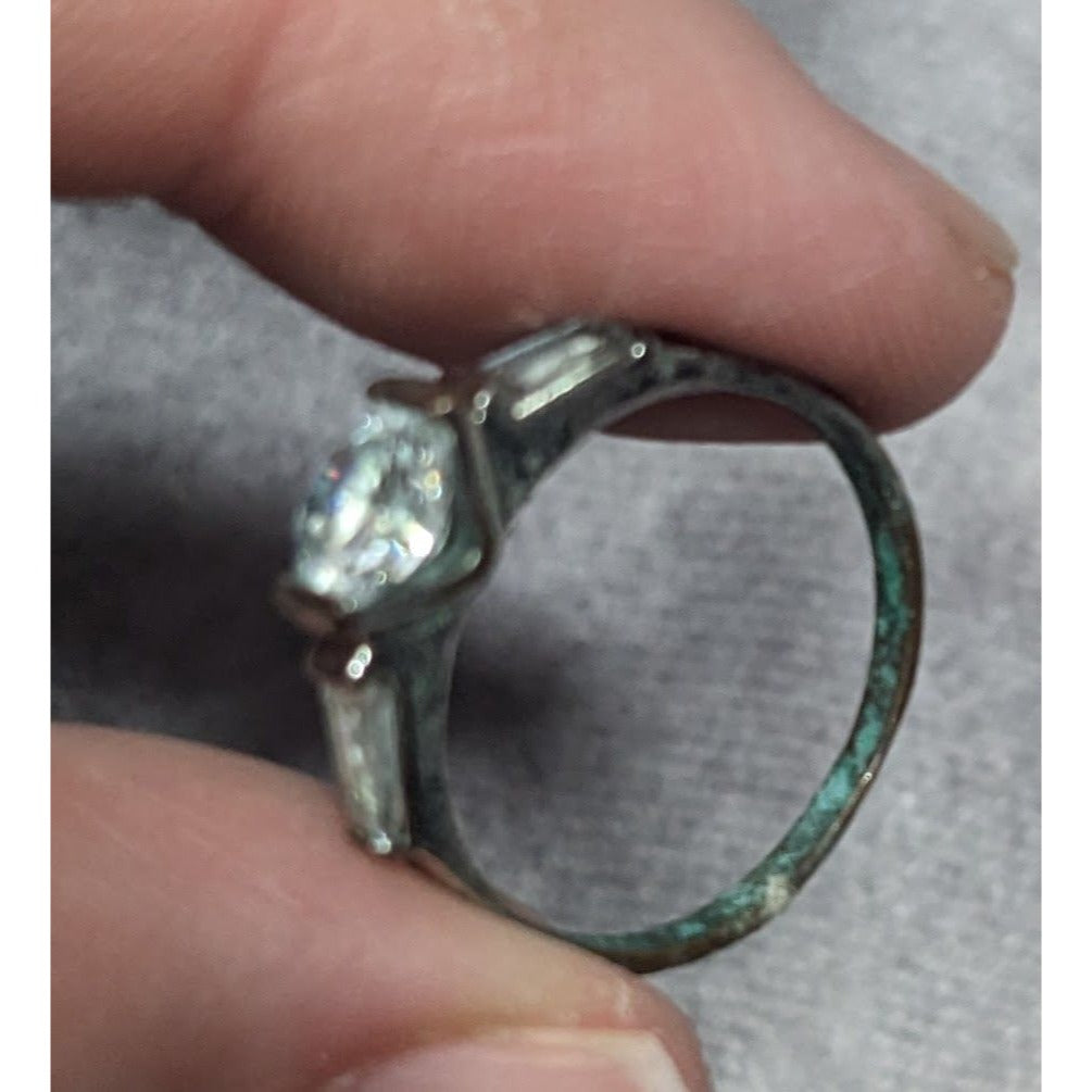 Elegant Clear Gemmed Silver Tone Engagement Ring Size 7