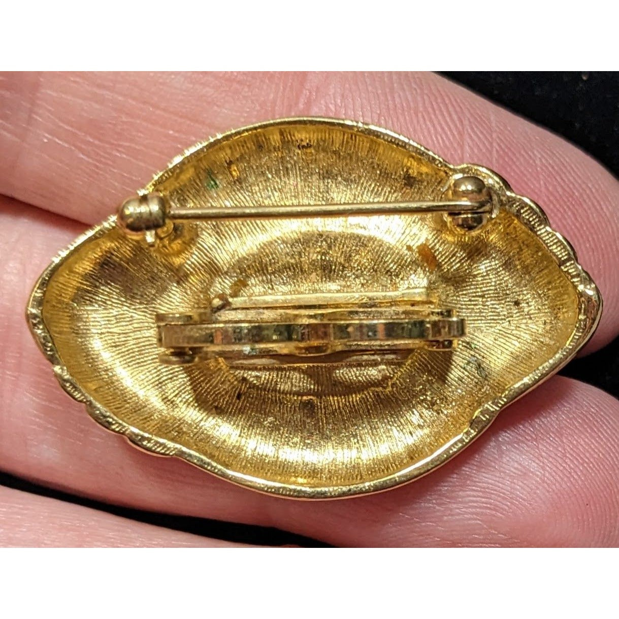 Vintage Art Deco Brooch/Scarf Clip Gold Tone With Faux Pearl Cabohcon