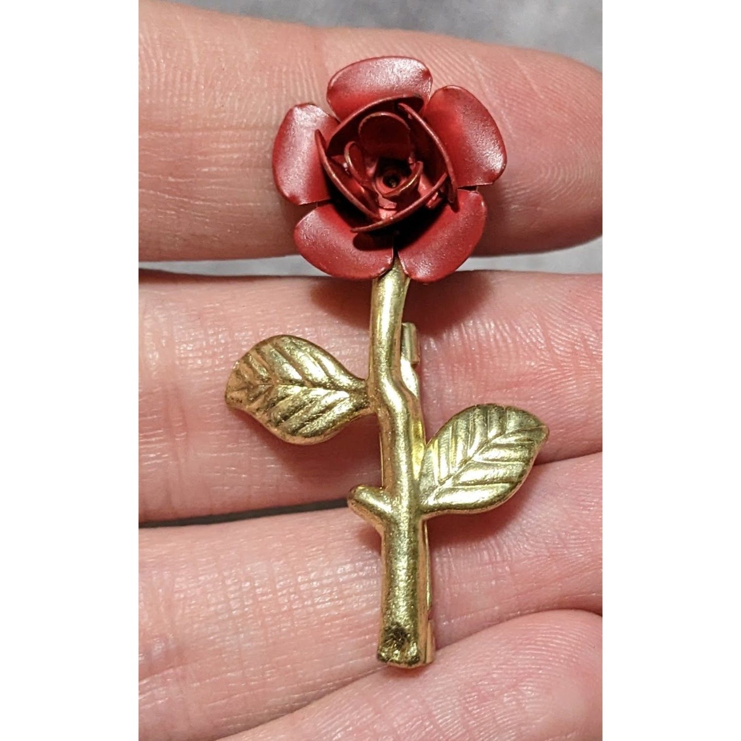 Vintage Red And Gold Metal Floral Metal Rose Brooch