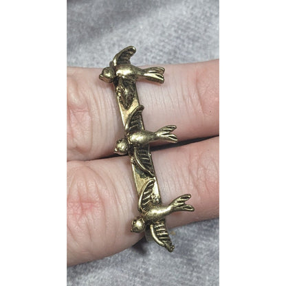 Vintage Antiqued Gold Tone Bird Charmed Two Finger Ring Size 6 1/2 and 7