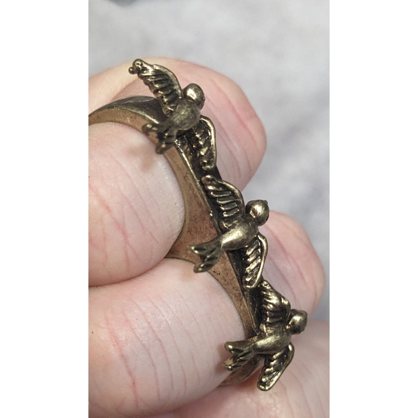 Vintage Antiqued Gold Tone Bird Charmed Two Finger Ring Size 6 1/2 and 7