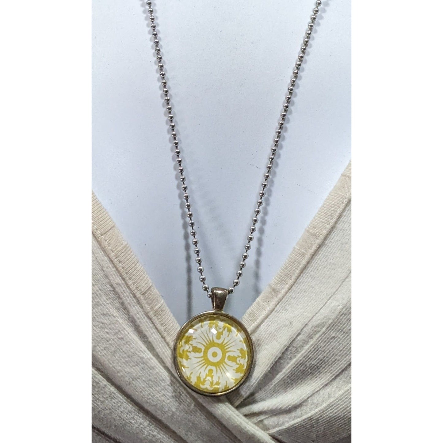 Floral Fairycore White And Yellow Cabochon Pendant Necklace