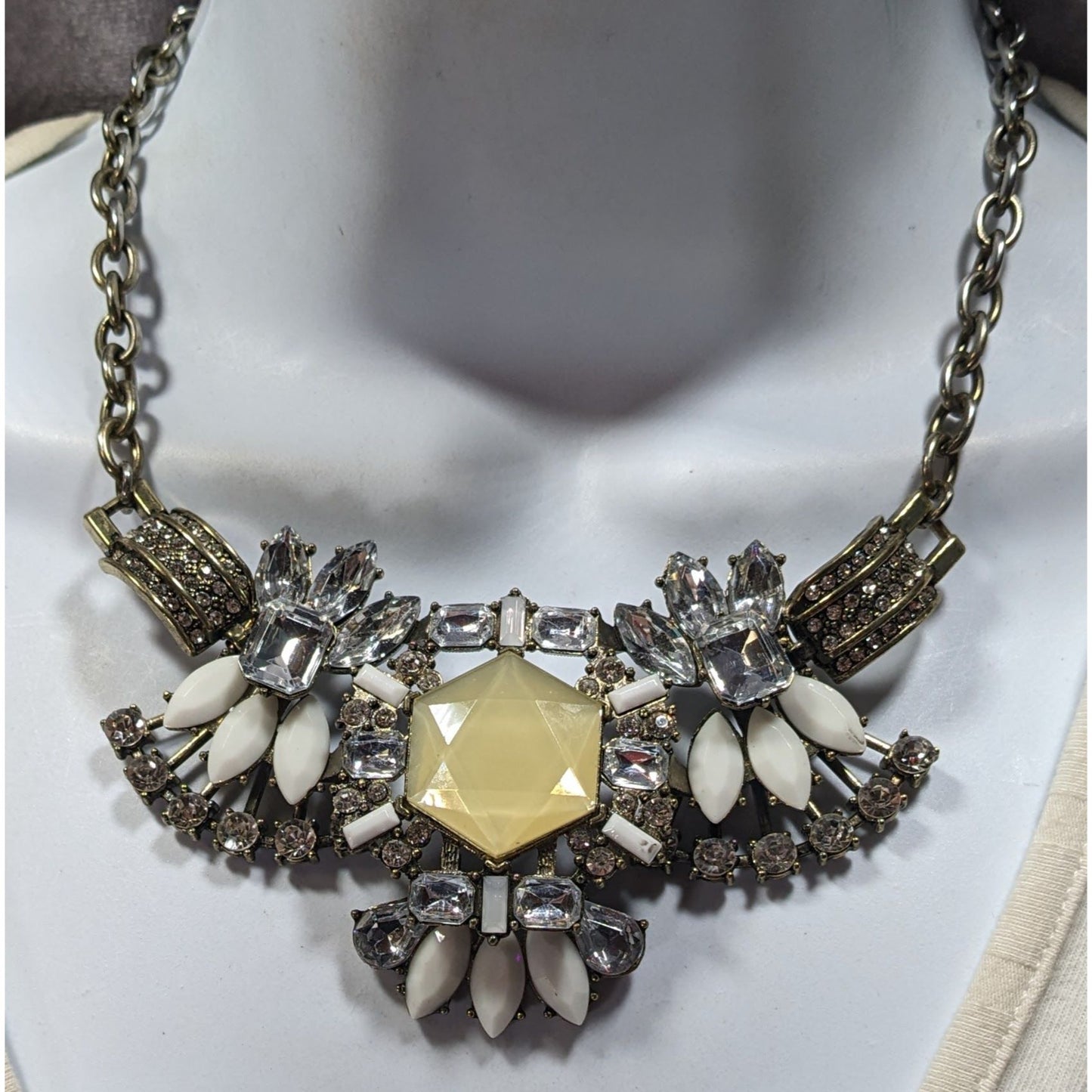 Art Deco Style Glam Glass And Acrylic Gemmed Articulated Statement Necklace