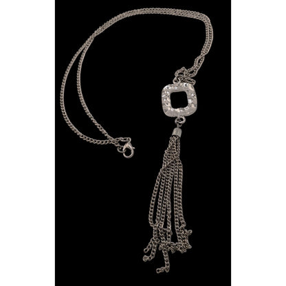 Brutalist Hammered Pendant Necklace With Tassel Accent