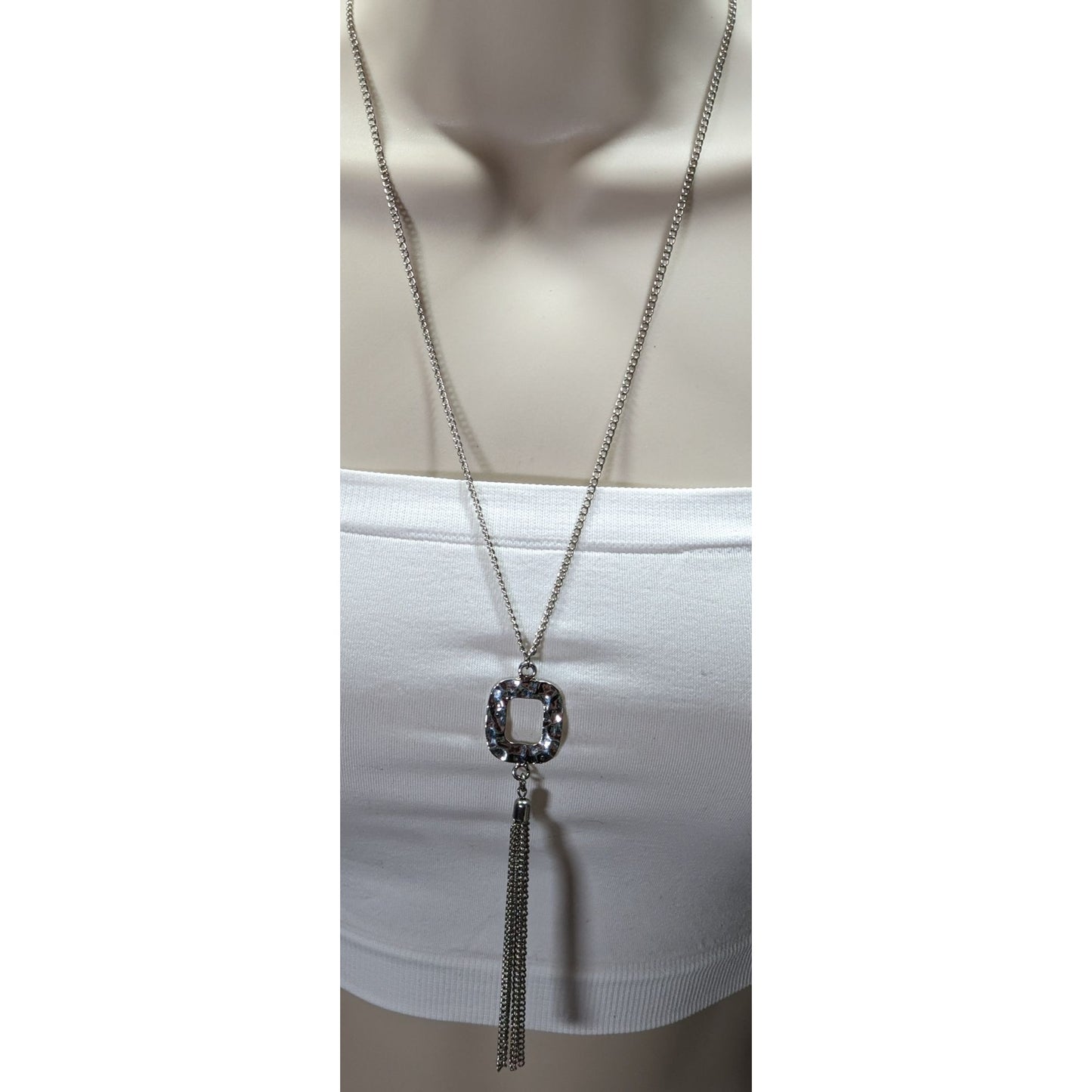 Brutalist Hammered Pendant Necklace With Tassel Accent