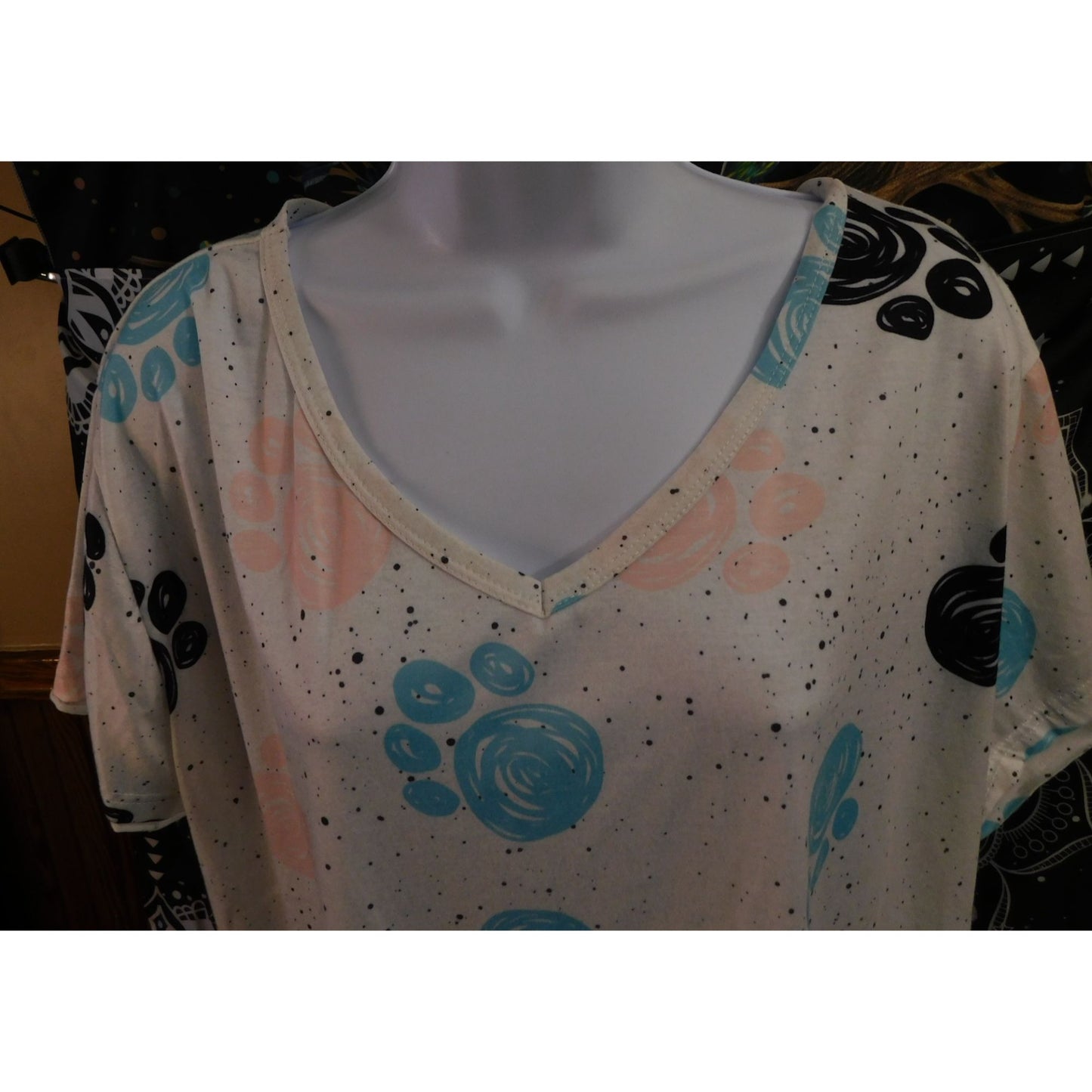 Pastel Paw Print Tee With 90s Style Graphic Design